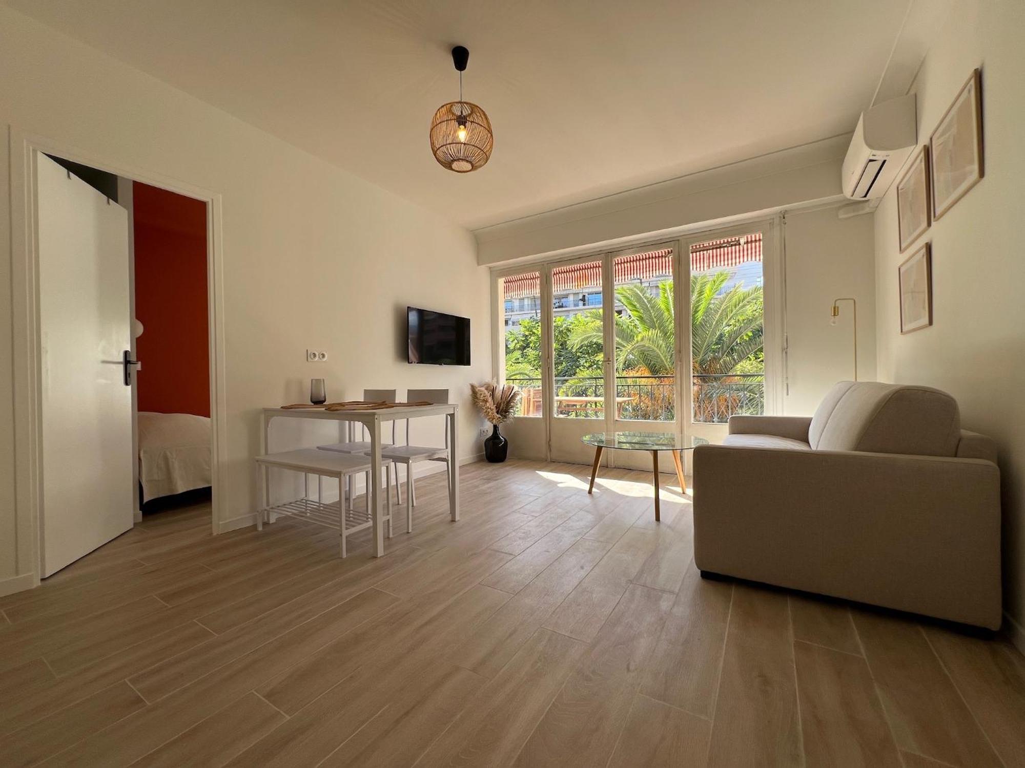 Magnifique T2 Proche Mer Et Ville Refait A Neuf Avec Terrasse Menton Exterior foto